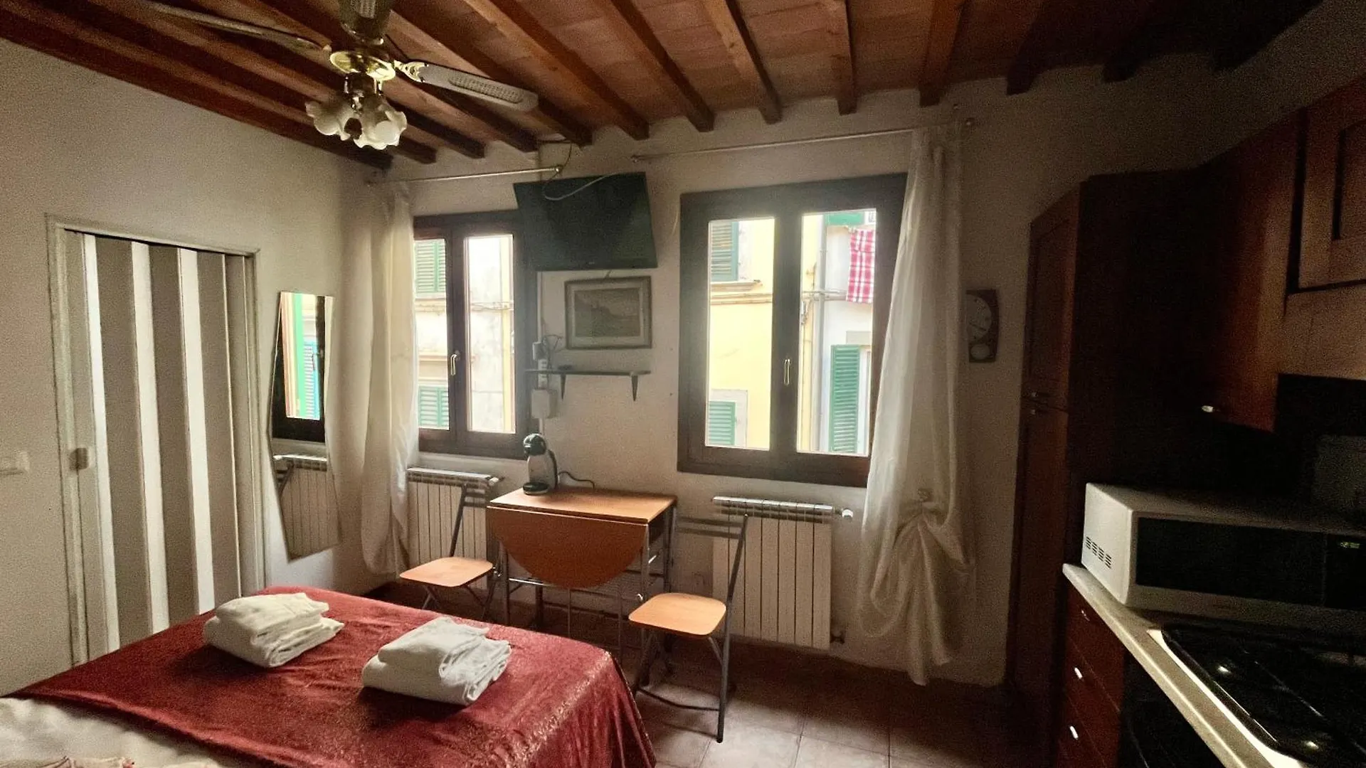 Apartman Mini Studio Very Central Close To The Train Station Firenze